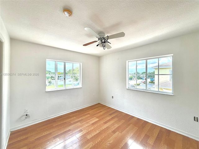 19500 SW 103rd Court 19, Cutler Bay, FL 33157
