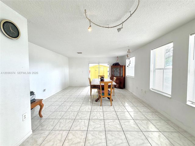 19500 SW 103rd Court 19, Cutler Bay, FL 33157