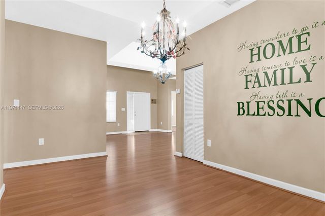 2875 NE 4th St, Homestead, FL 33033