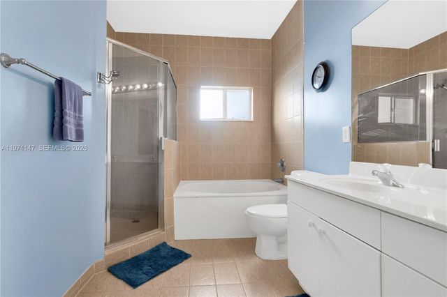 2875 NE 4th St, Homestead, FL 33033