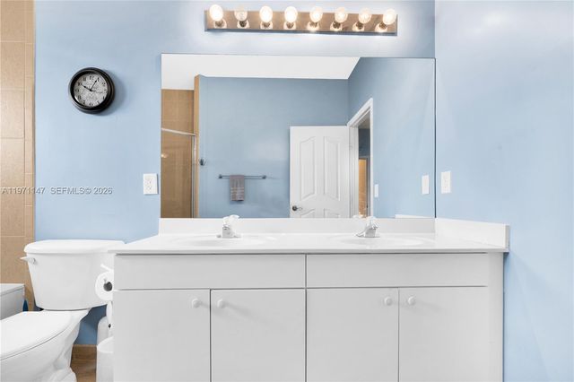 2875 NE 4th St, Homestead, FL 33033