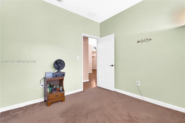 2875 NE 4th St, Homestead, FL 33033