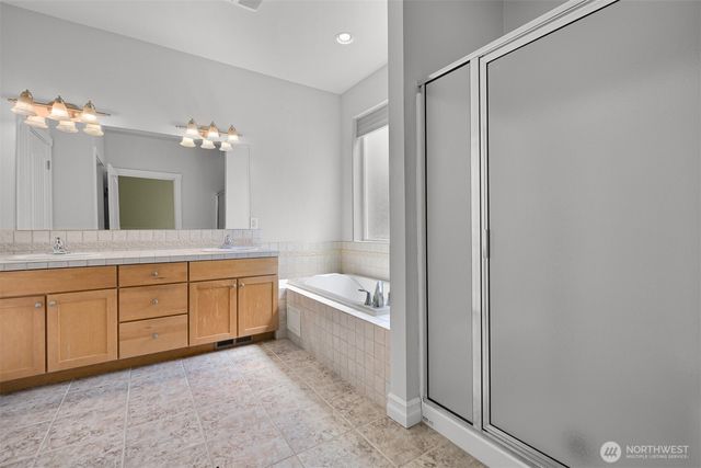 875 N Park Street, Lynden, WA 98264