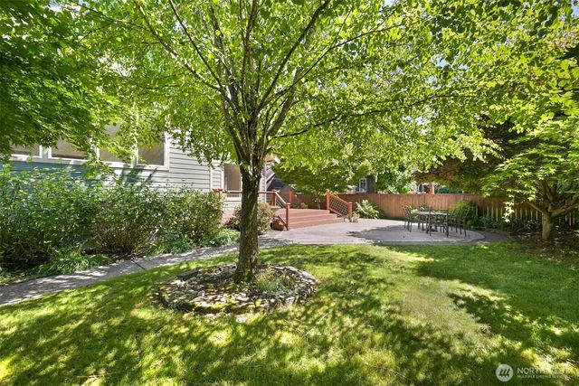 875 N Park Street, Lynden, WA 98264