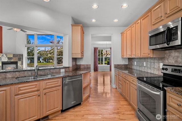 875 N Park Street, Lynden, WA 98264