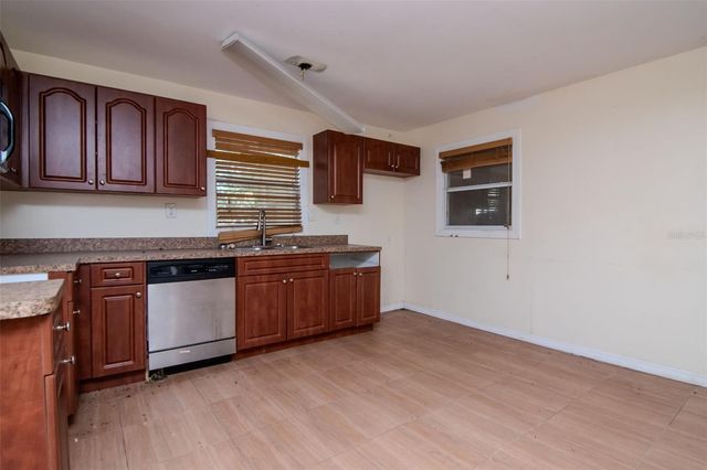 10909 MARJORY AVENUE, Tampa, FL 33612