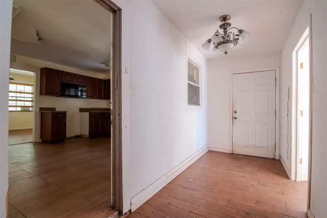 10909 MARJORY AVENUE, Tampa, FL 33612