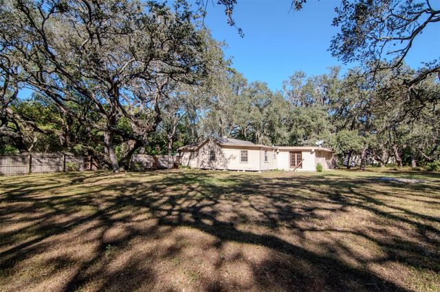 10909 MARJORY AVENUE, Tampa, FL 33612