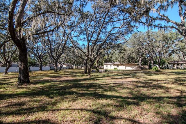 10909 MARJORY AVENUE, Tampa, FL 33612