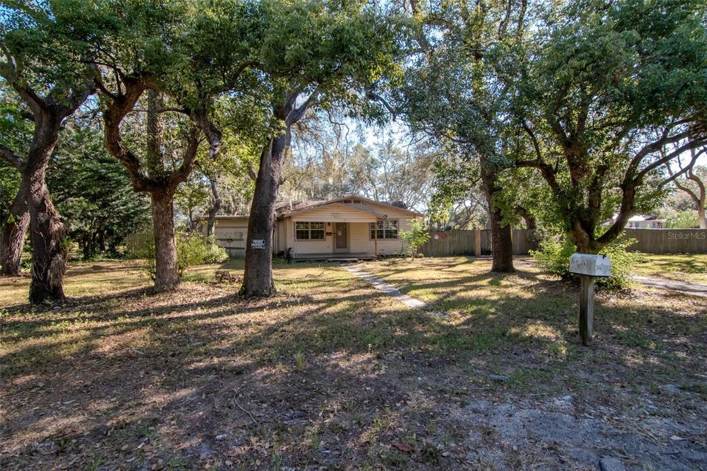 10909 MARJORY AVENUE, Tampa, FL 33612