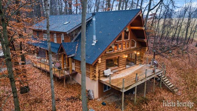 16550 Tyrone Avenue, Tyrone Twp, MI 49330