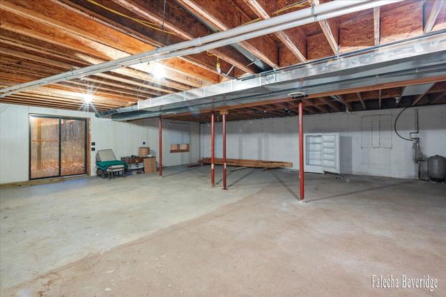 16550 Tyrone Avenue, Tyrone Twp, MI 49330