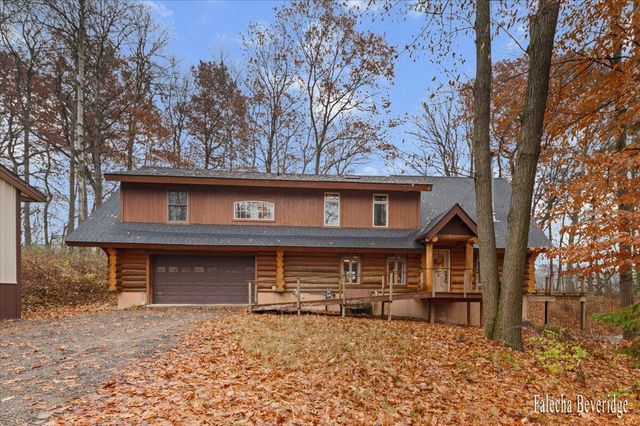 16550 Tyrone Avenue, Tyrone Twp, MI 49330