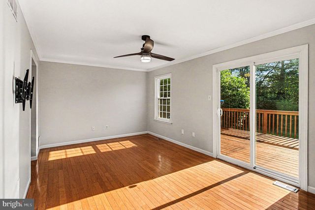 302 SOMERSET CT, Lansdale, PA 19446