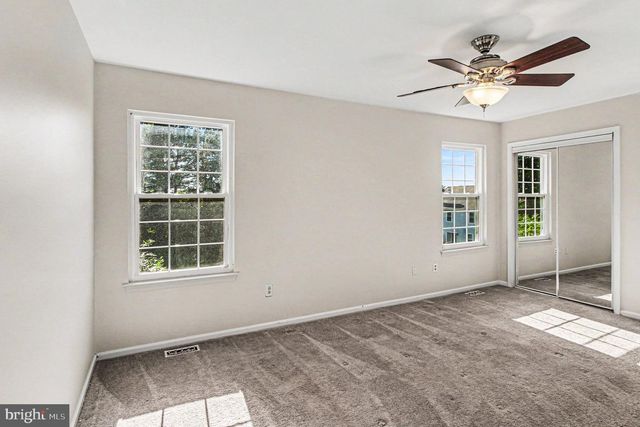 302 SOMERSET CT, Lansdale, PA 19446