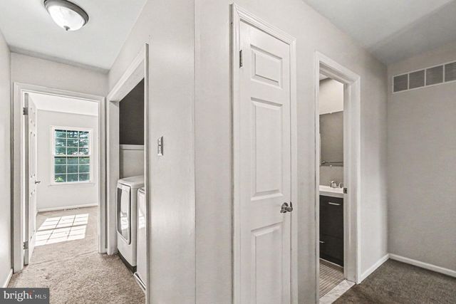 302 SOMERSET CT, Lansdale, PA 19446