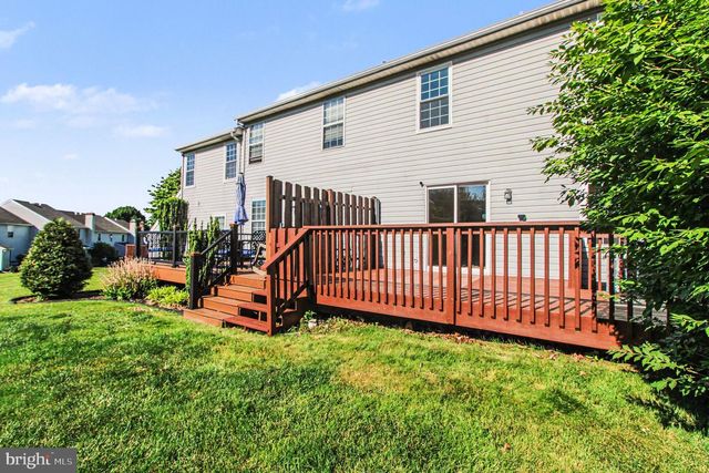 302 SOMERSET CT, Lansdale, PA 19446