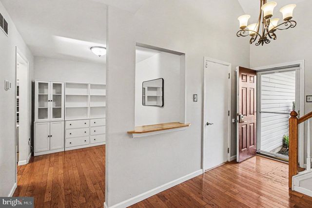 302 SOMERSET CT, Lansdale, PA 19446