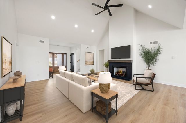 249 Skaggs Boulevard, Nicholasville, KY 40356