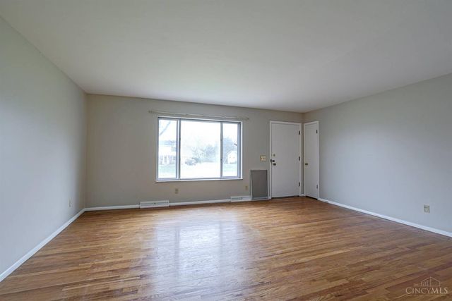 8757 Brittany Drive, Sycamore Twp, OH 45242