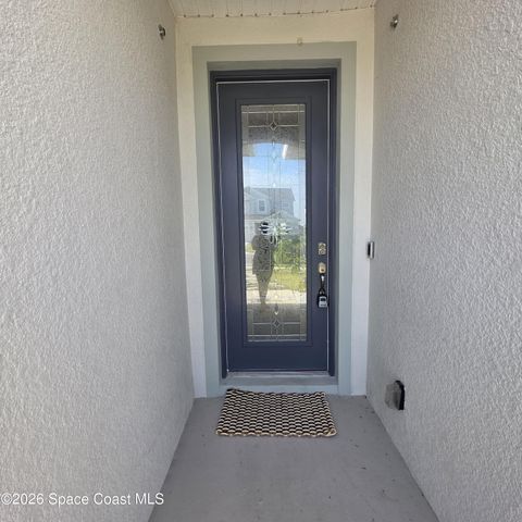 2412 Carrick Street NW, Palm Bay, FL 32907