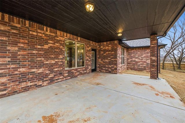 2413 Black Jack Court, Blanchard, OK 73010