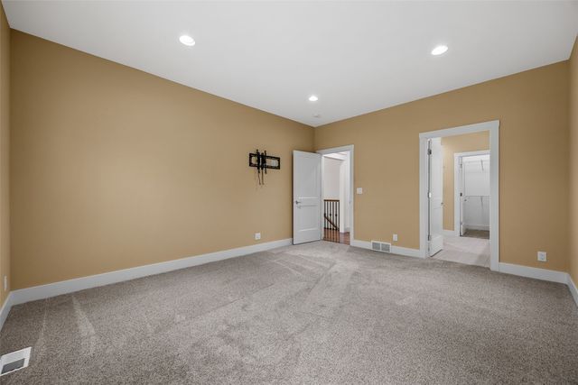 3710 Oak Ridge Court SE, Cedar Rapids, IA 52403