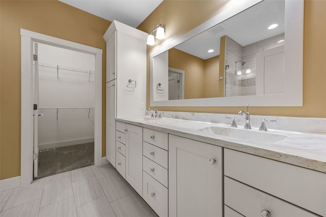 3710 Oak Ridge Court SE, Cedar Rapids, IA 52403