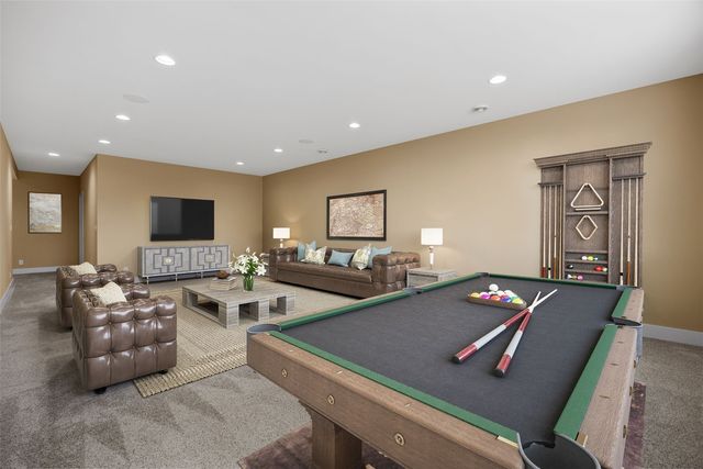 3710 Oak Ridge Court SE, Cedar Rapids, IA 52403