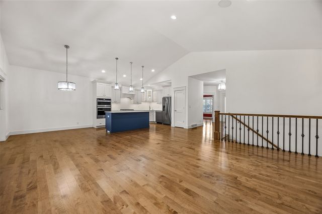 3710 Oak Ridge Court SE, Cedar Rapids, IA 52403