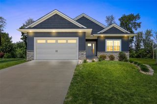3710 Oak Ridge Court SE, Cedar Rapids, IA 52403