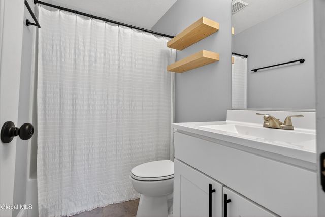 716 Adams Circle, Ballston Spa, NY 12020