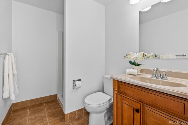 4372 S Ceylon Way, Aurora, CO 80015