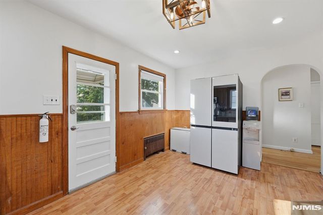 653 7th Street, Lyndhurst, NJ 07071