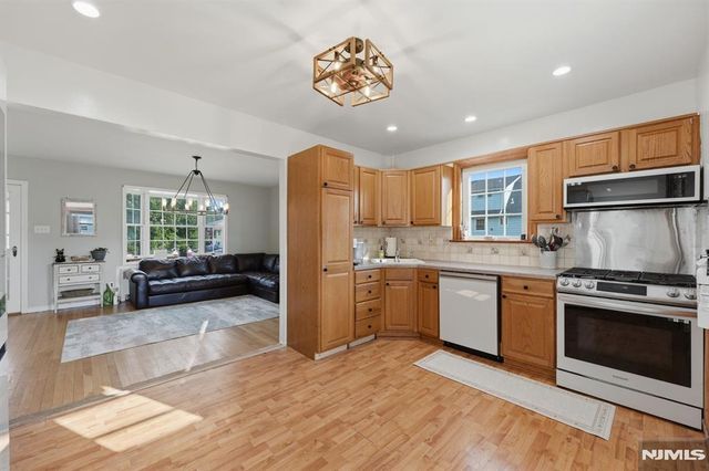 653 7th Street, Lyndhurst, NJ 07071