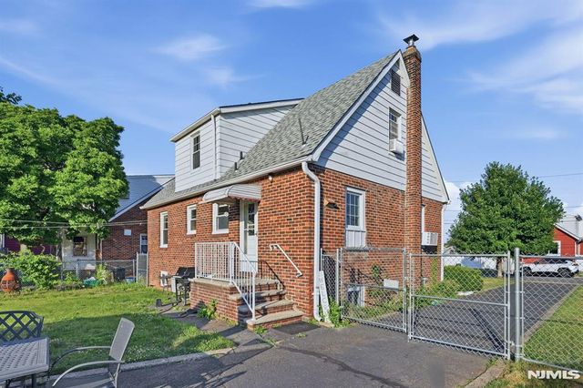 653 7th Street, Lyndhurst, NJ 07071