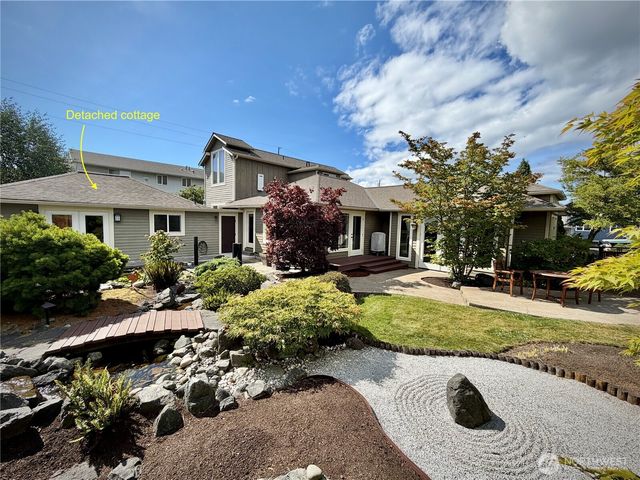 809 33rd Street, Anacortes, WA 98221