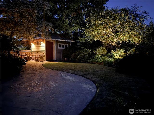 809 33rd Street, Anacortes, WA 98221