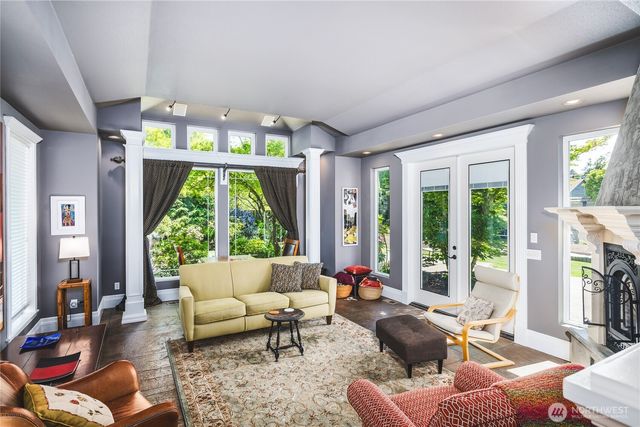 809 33rd Street, Anacortes, WA 98221