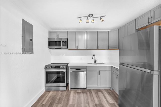 10960 SW 219th Street, Miami, FL 33170