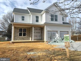 348 CARMACK DR., Chambersburg, PA 17202