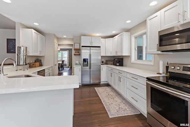 1416 Kieferlund Court, Quincy, IL 62305