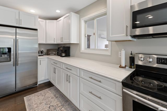 1416 Kieferlund Court, Quincy, IL 62305