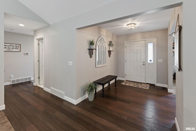 1416 Kieferlund Court, Quincy, IL 62305