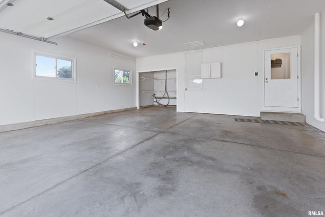 1416 Kieferlund Court, Quincy, IL 62305