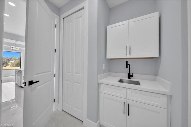 2611 39th ST SW, Lehigh Acres, FL 33976
