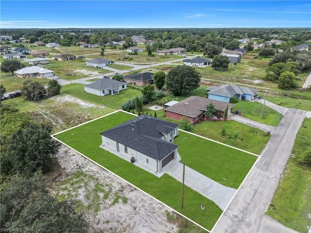 2611 39th ST SW, Lehigh Acres, FL 33976
