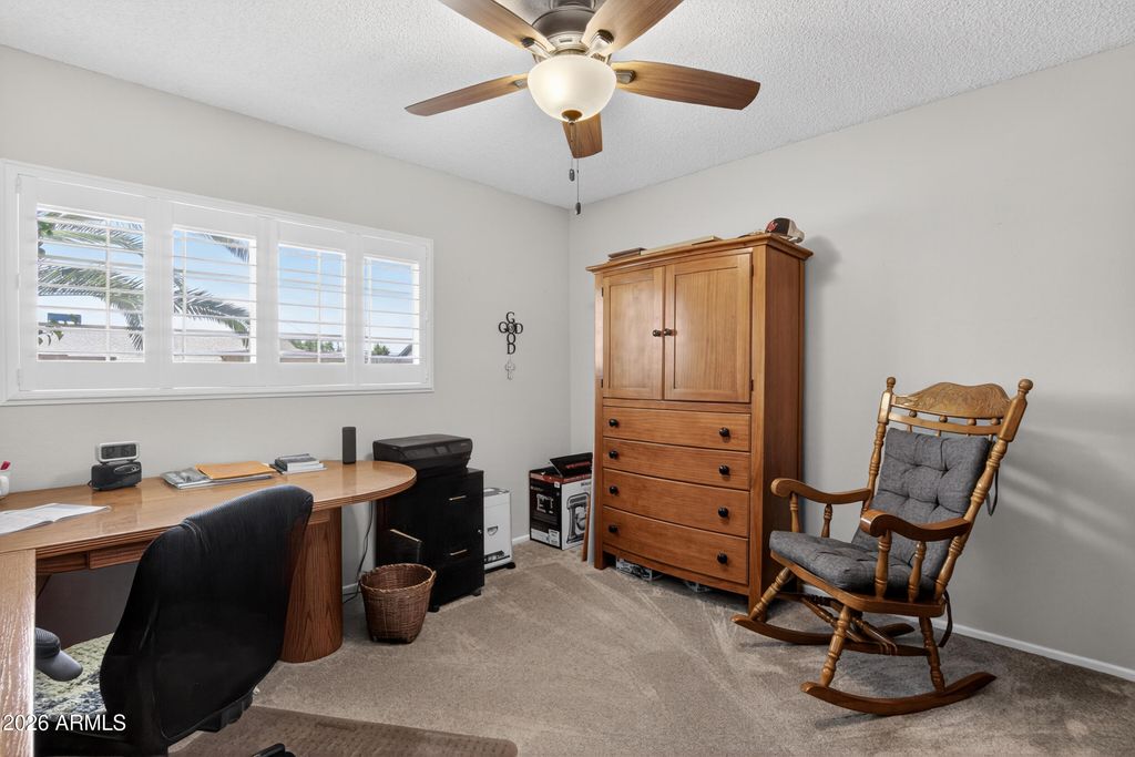 Image 23 of property listing at 3738 W MORTEN Avenue, Phoenix, AZ 85051