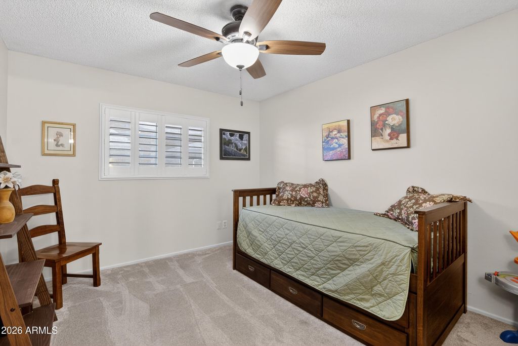 Image 26 of property listing at 3738 W MORTEN Avenue, Phoenix, AZ 85051