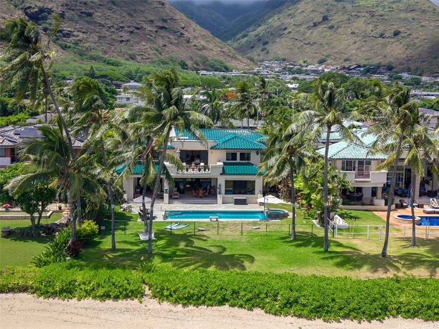 5599 Kalanianaole Highway, Honolulu, HI 96821